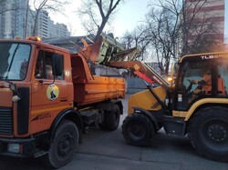 Вночі російські загарбники масовано атакували Одесу