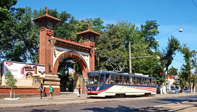 В Одесі забудовник намагався "розділити" земельну ділянку заводу шампанських вин з метою забудувати багатоповерхівками