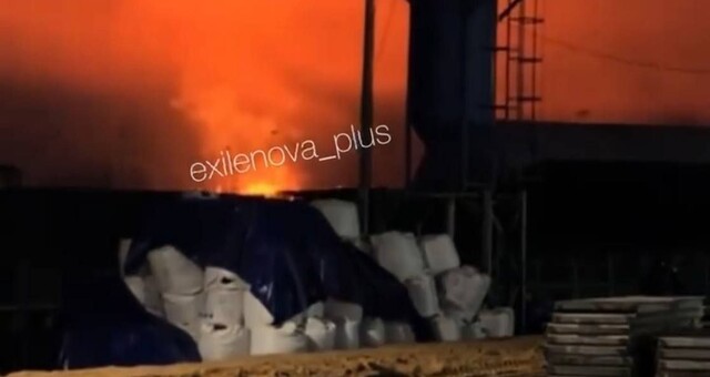 По російському порту Усть-Луга завдали нові удари