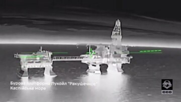 У окупантів уражено нафтові платформи у Каспійському морі