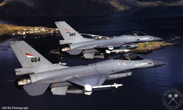 Норвегія лише починає передачу Україні винищувачів F-16