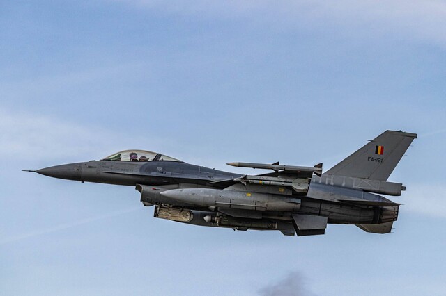 Бельгія планує передати Україні всі свої F-16 - це понад 50 винищувачів