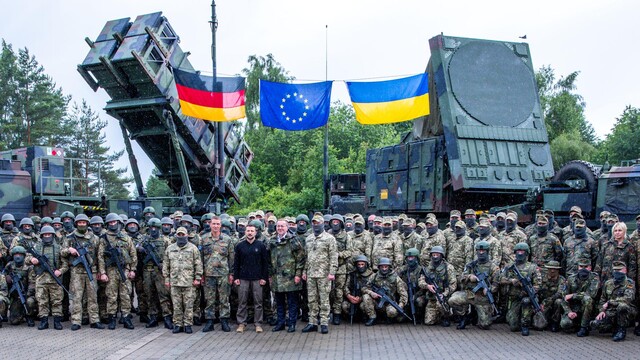 «Глибокий удар» та небесний щит: підсумки візиту Бориса Пісторіуса до Києва