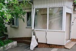 В Одесі ліквідовують наслідки російського обстрілу