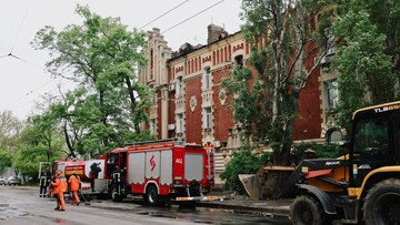 В Одесі ліквідовують наслідки російського обстрілу