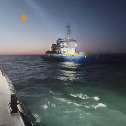 У морі росіяни атакували три цивільних судна