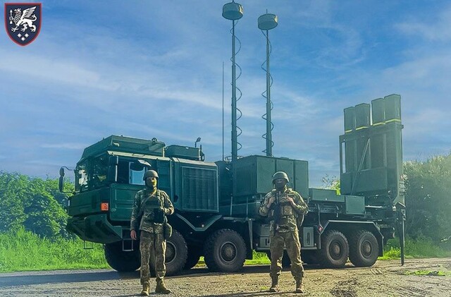 Німеччина передала Україні вже 10 ЗРК IRIS-T