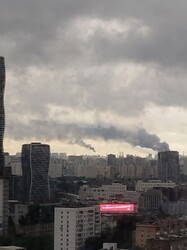 Уражено найбільший нафтопереробний завод у москві