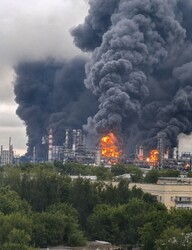 Новий удар по москві: знову палає нафтозавод у Капотні