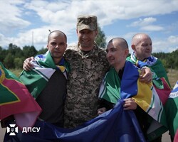 160 захисників України повернулися з полону