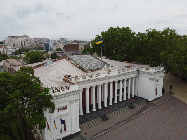 Одеська міськрада погодила кредити на понад 450 мільйонів гривень на оновлення комунальної техніки