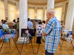 Війна у фото: в Одесі йде виставка "Моє Суспільне" Бориса Бухмана