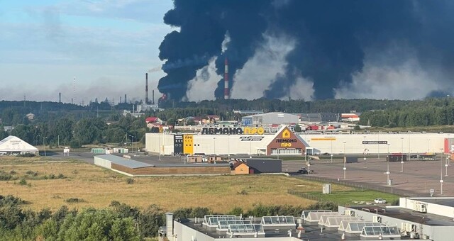 На росії знову уражено великий нафтозавод у Ярославлі