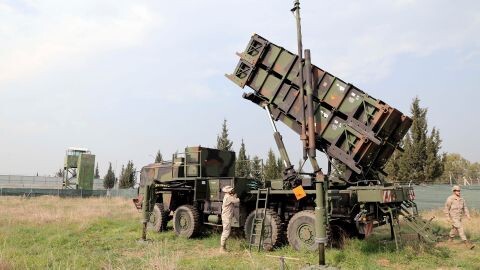 Постачання ракет до комплексу Patriot в Україну: від перших батарей до ліцензійної кризи