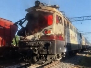 В Одеській області атаковано локомотив пасажирського поїзда