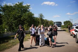 В Одеській області продовжується евакуація пасажирів з зупинених поїздів