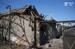 По Одесі росіяни завдали удар: пошкоджено торгівельний центр (оновлюється)