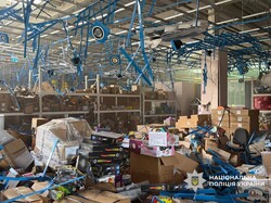 По Одесі росіяни завдали удар: пошкоджено торгівельний центр (оновлюється)
