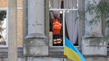 Від російського обстрілу в центрі Одеси пошкоджено школи і офісні центри