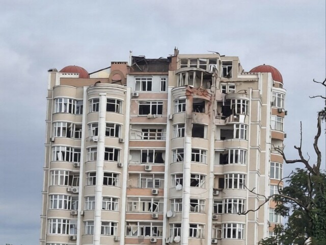 Вранці росіяни завдали масований повітряний удар по Одесі (оновлюється)