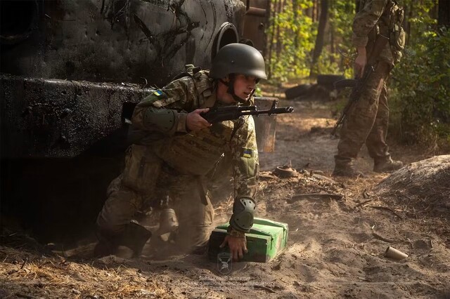 Військові дії на фронті 15 вересня
