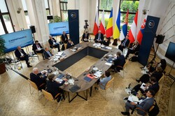 «Карпатська вісімка» (С8): стратегічний крок України до регіонального лідерства та стабільності