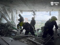 В Одесі росіяни атакували житловий будинок