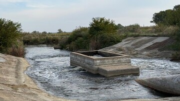 В Одеській області почали закачувати воду в озеро Китай