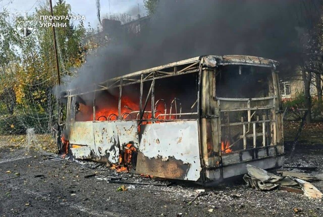 У Краматорську росіяни атакували пасажирські автобуси: загинуло 33 людини