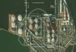 Результати уражень у Санкт-Петербурзі: знищені резервуари, пробитий дах дата-центру «VK» та пошкоджені мости