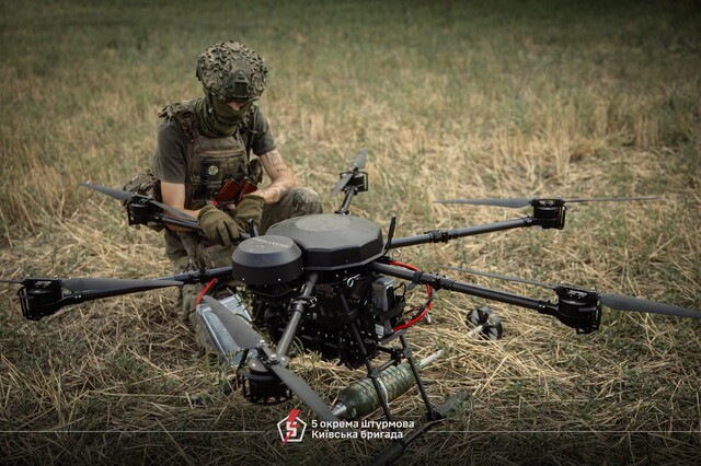Бойові дії на фронті 25 жовтня